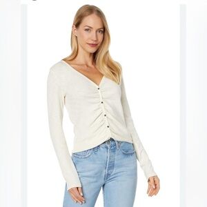 Lilla P Cream Ruched Buttoned Blouse Size S